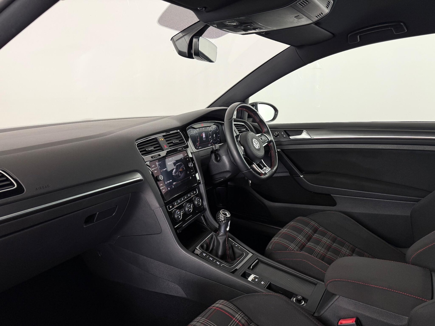 Used Volkswagen Golf 2017 for sale - 76839465: Photo 19