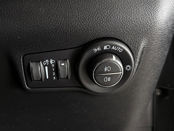 Used Jeep Compass 2023 for sale - 75270218: Photo 23