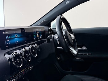 Used Mercedes-Benz A-Class 2020 for sale - 79189191: Photo