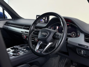 Used Audi Q7 2017 for sale - 79248892: Photo