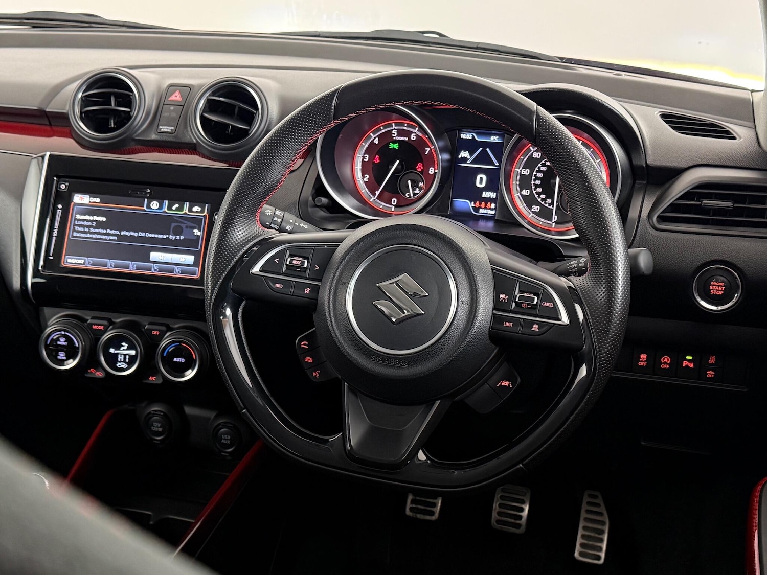 Used Suzuki Swift 2022 for sale - 77221524: Photo 7