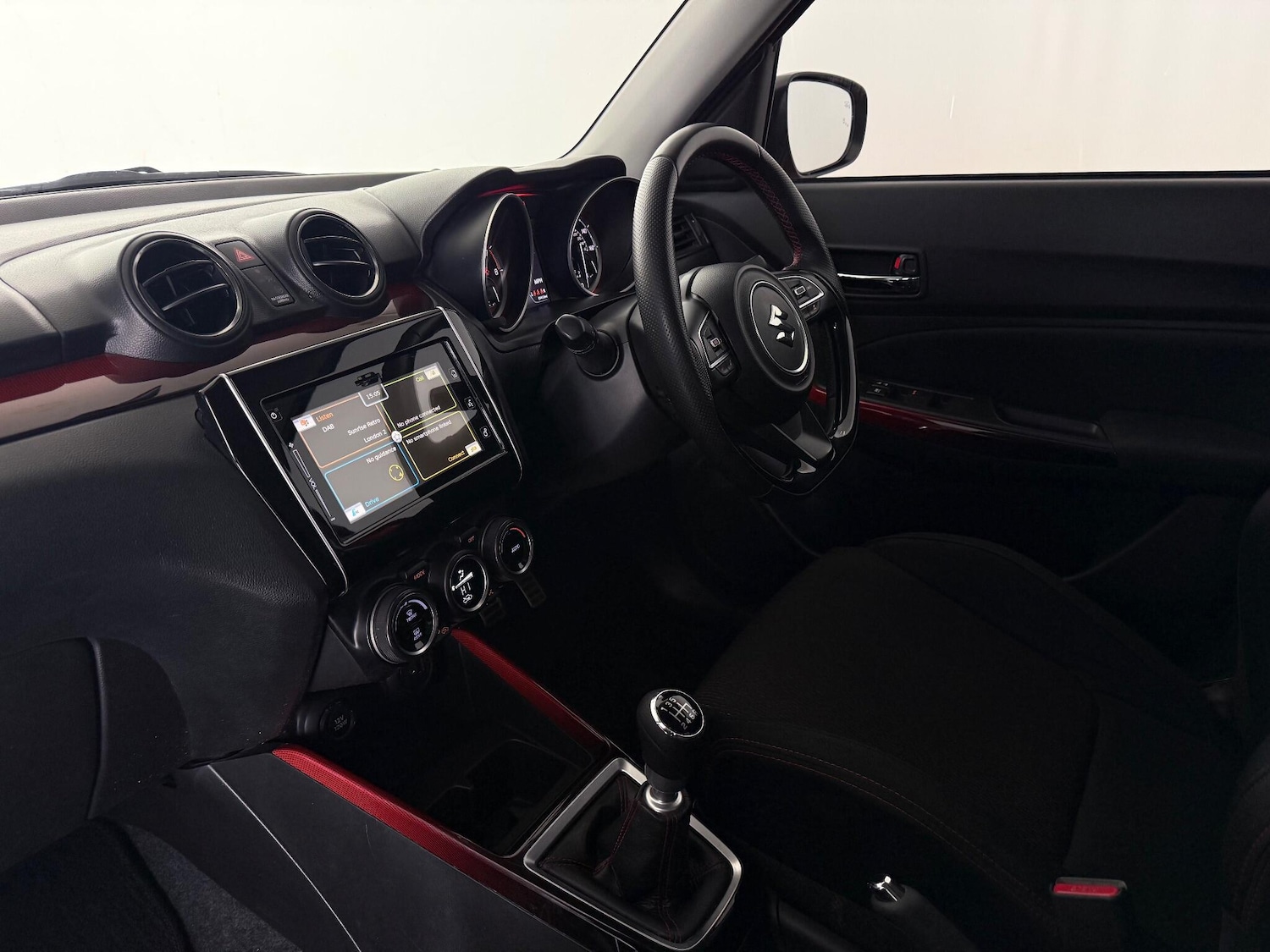 Used Suzuki Swift 2022 for sale - 77221524: Photo 9