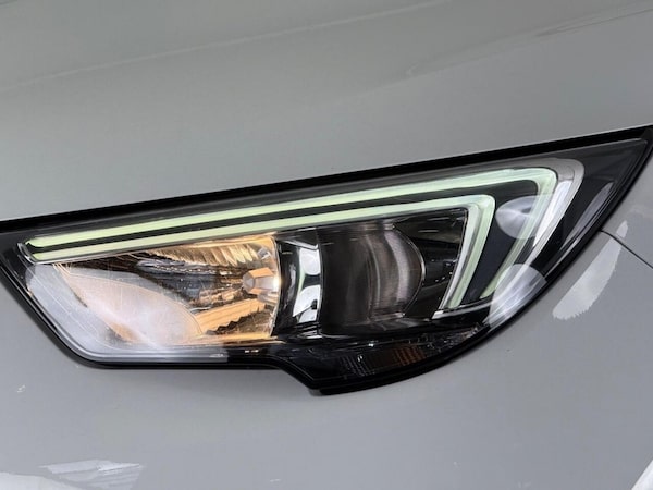 Used Vauxhall Crossland X 2018 for sale - 76303646: Photo 8