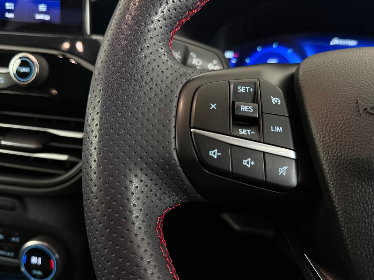 Used Ford Kuga 2022 for sale - 77958688: Photo 21