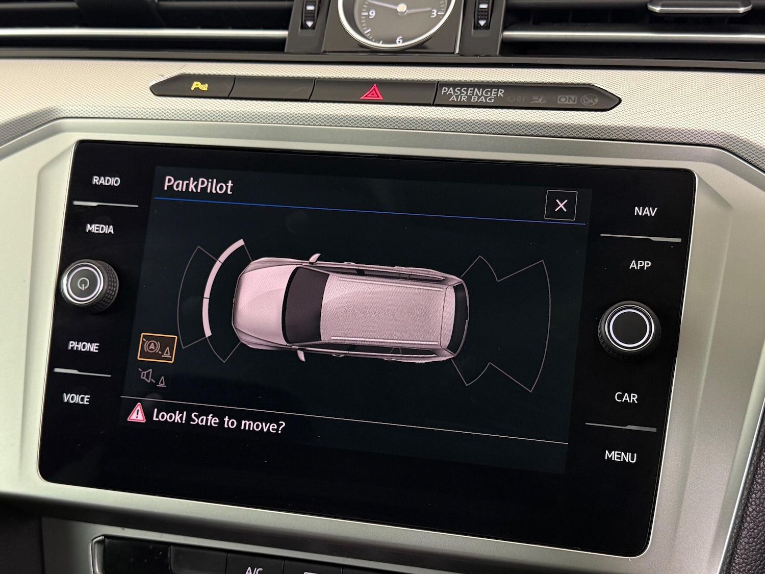 Used Volkswagen Passat 2018 for sale - 77243638: Photo 31