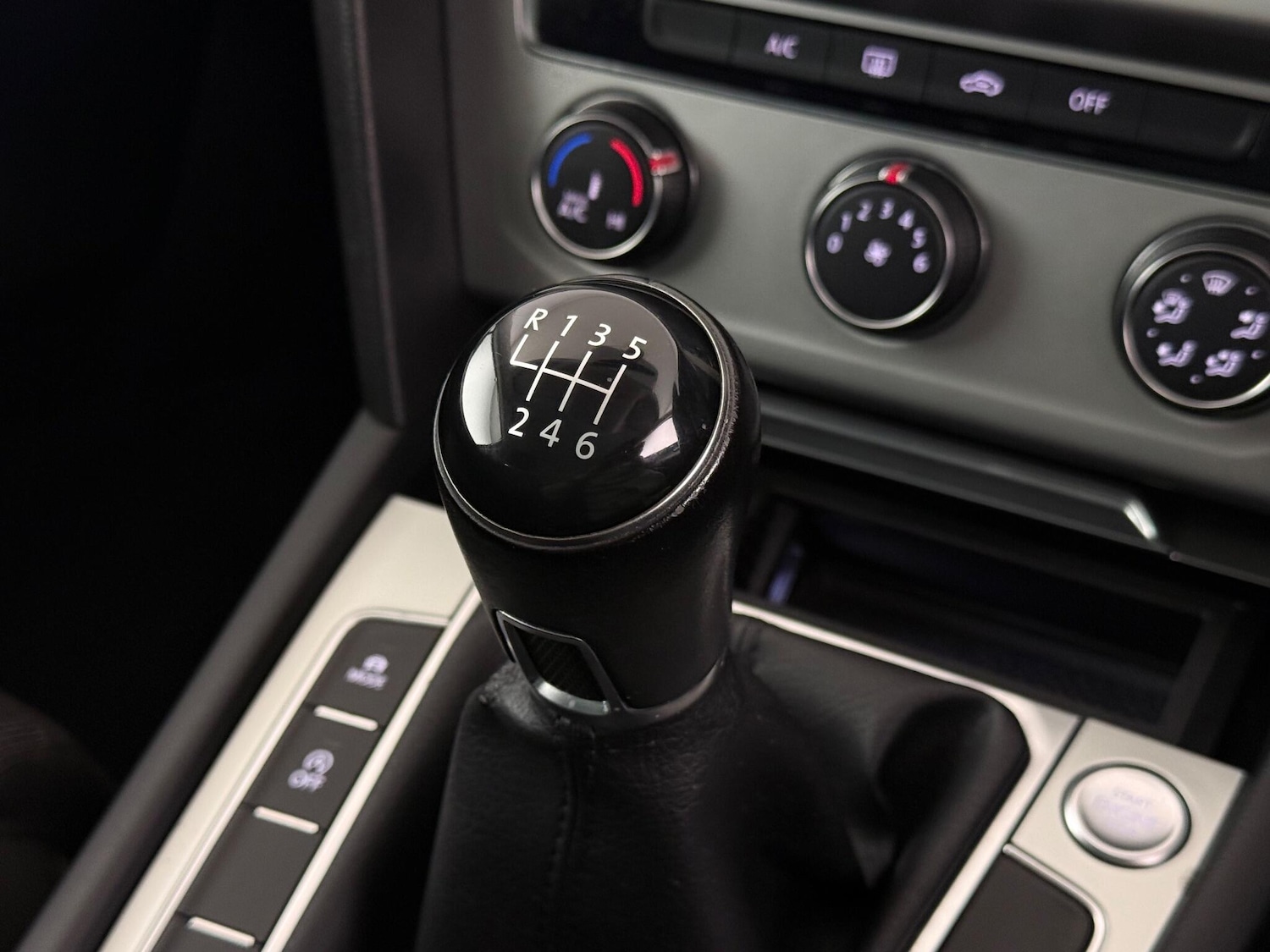 Used Volkswagen Passat 2018 for sale - 77243638: Photo 34