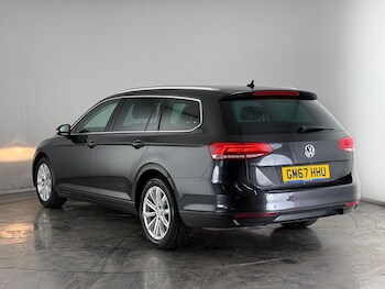 Used Volkswagen Passat 2018 for sale - 77243638: Photo