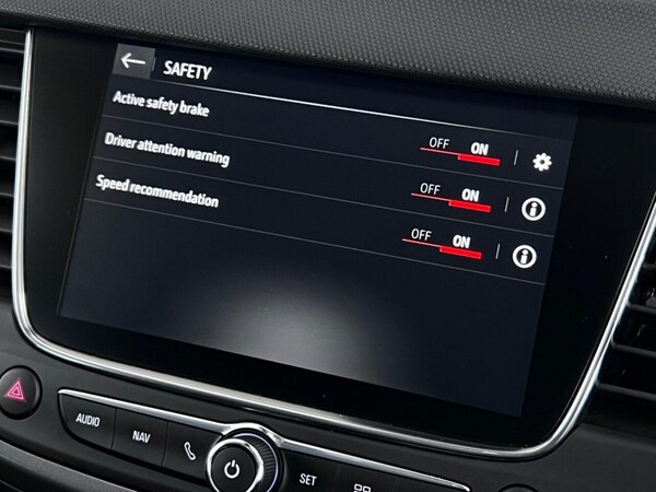 Used Vauxhall Crossland 2022 for sale - 73983883: Photo 32