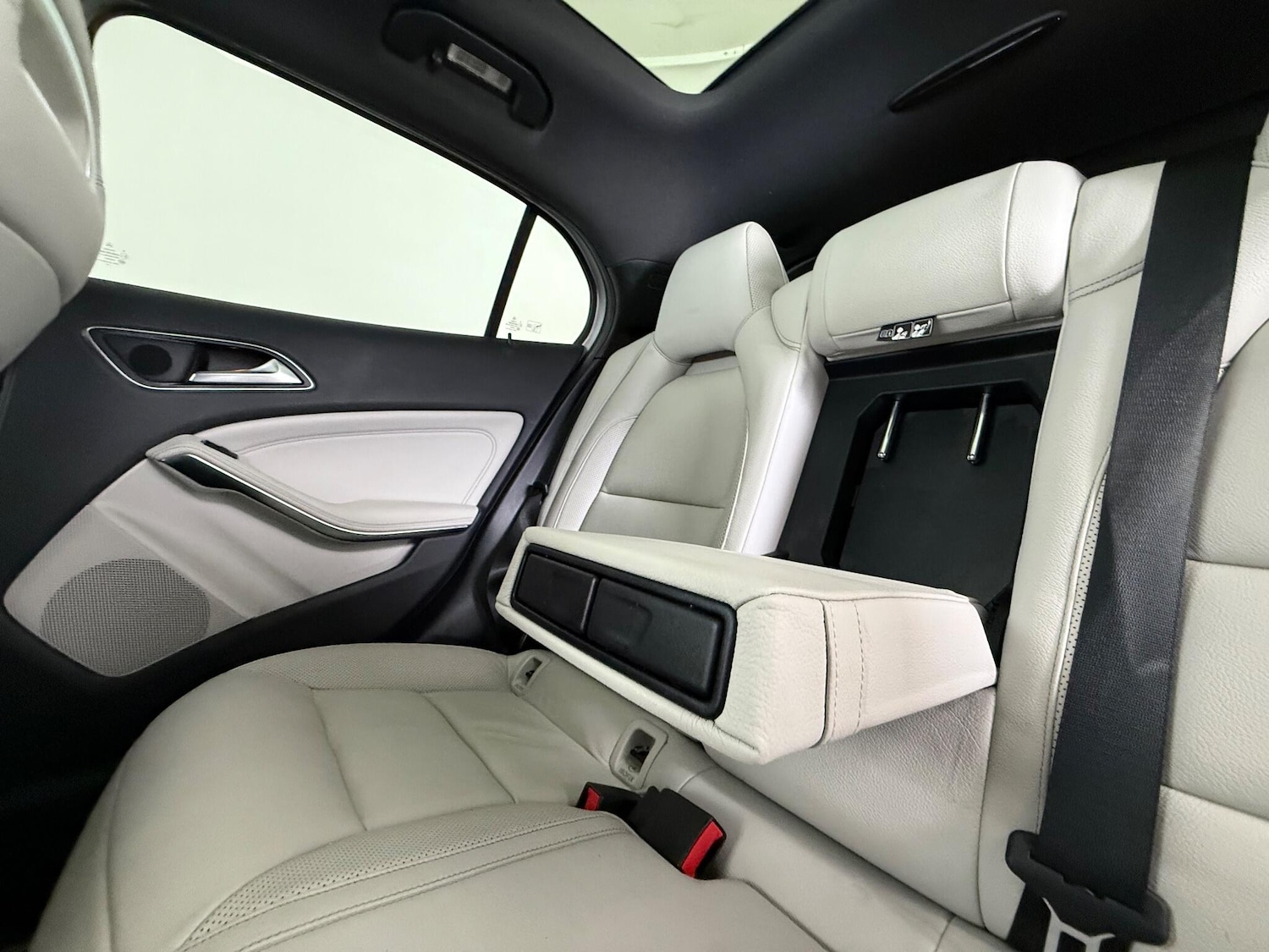 Used Mercedes-Benz GLA 2014 for sale - 77260037: Photo 14