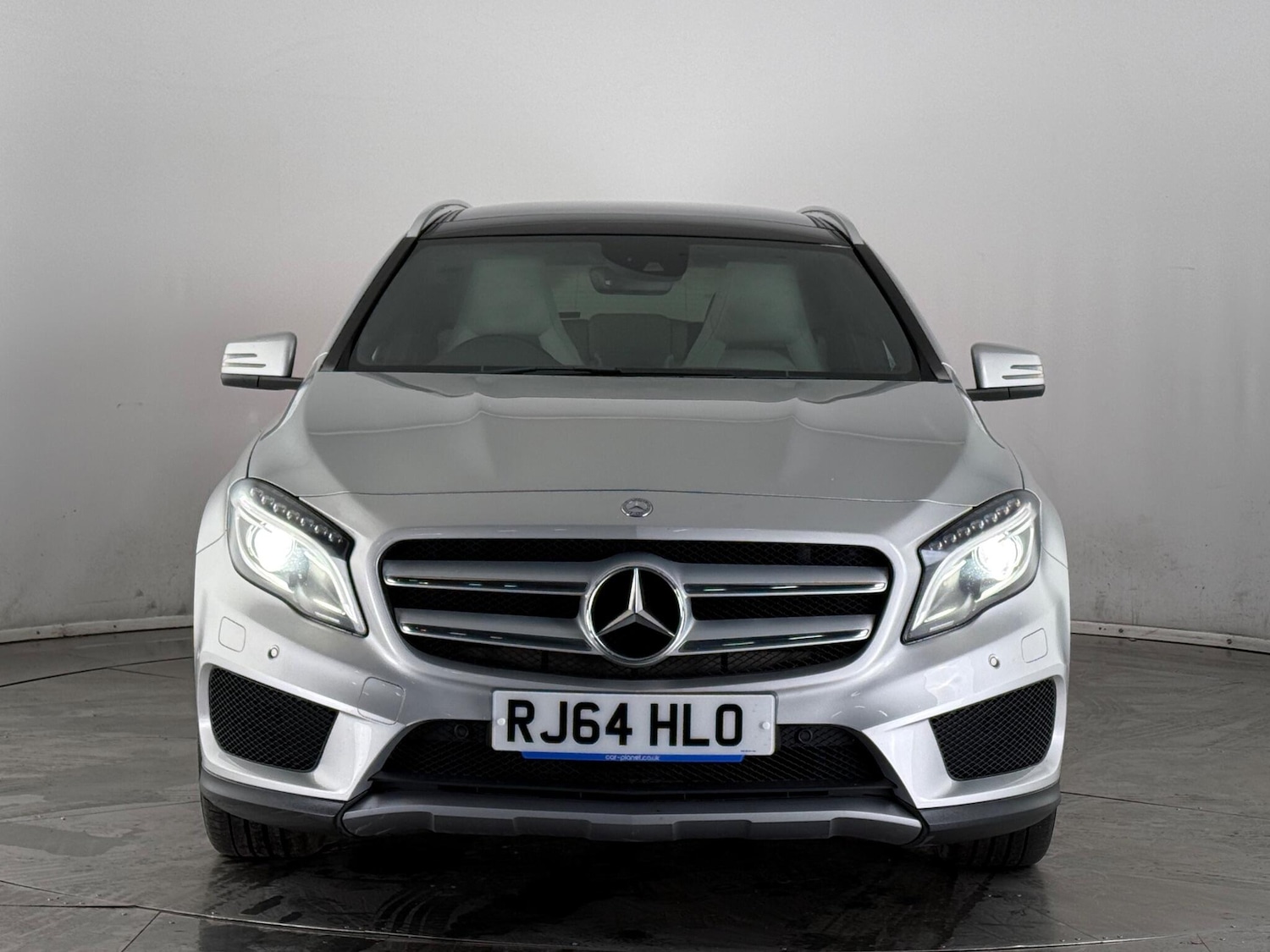 Used Mercedes-Benz GLA 2014 for sale - 77260037: Photo 2
