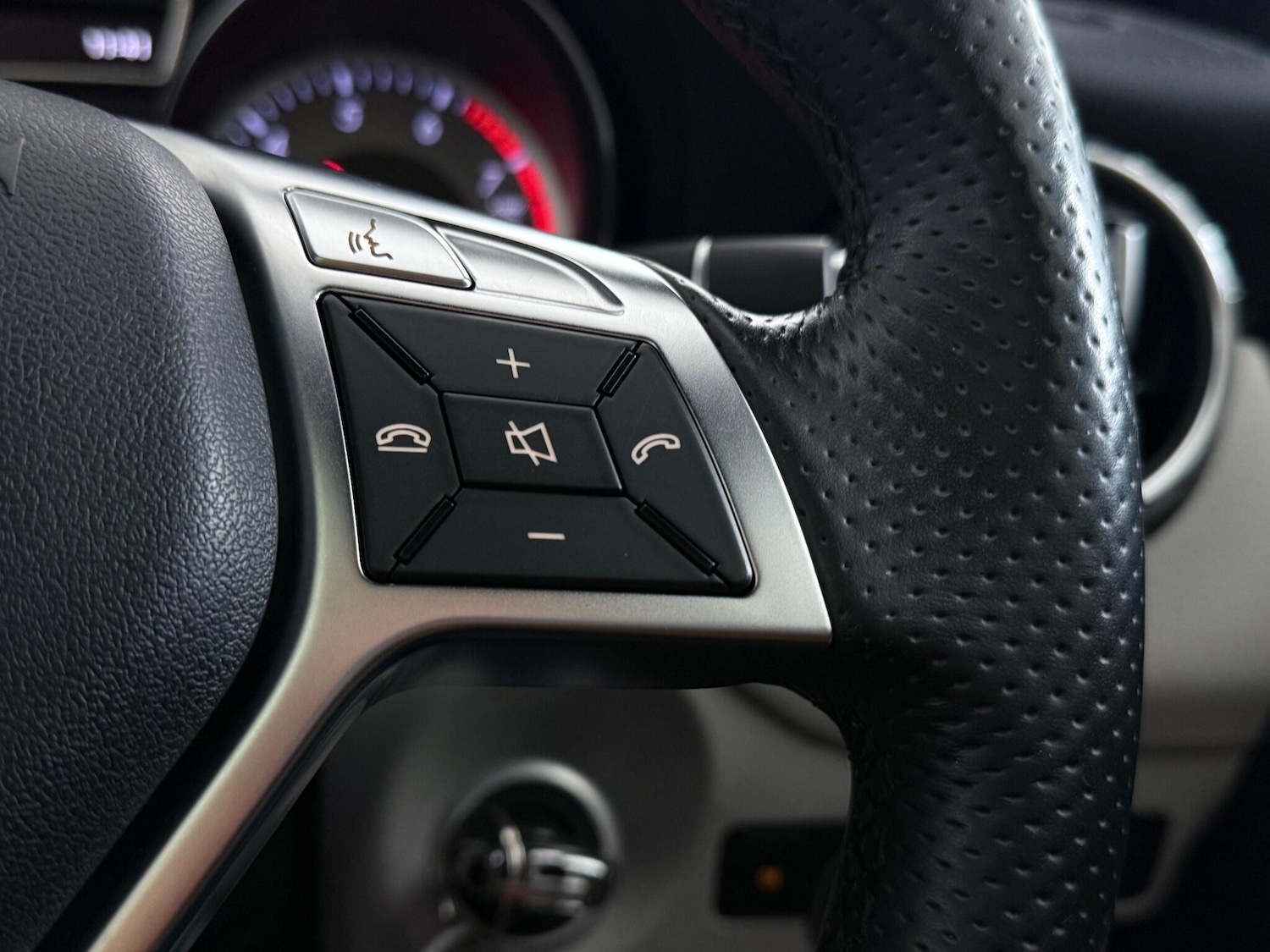 Used Mercedes-Benz GLA 2014 for sale - 77260037: Photo 21