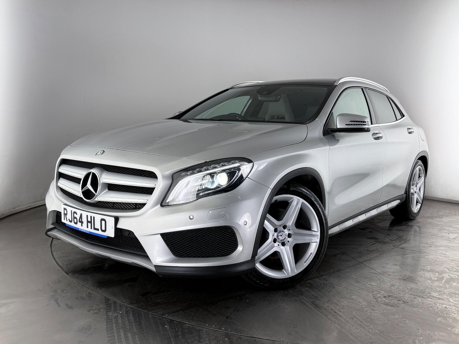 Used Mercedes-Benz GLA 2014 for sale - 77260037: Photo 35