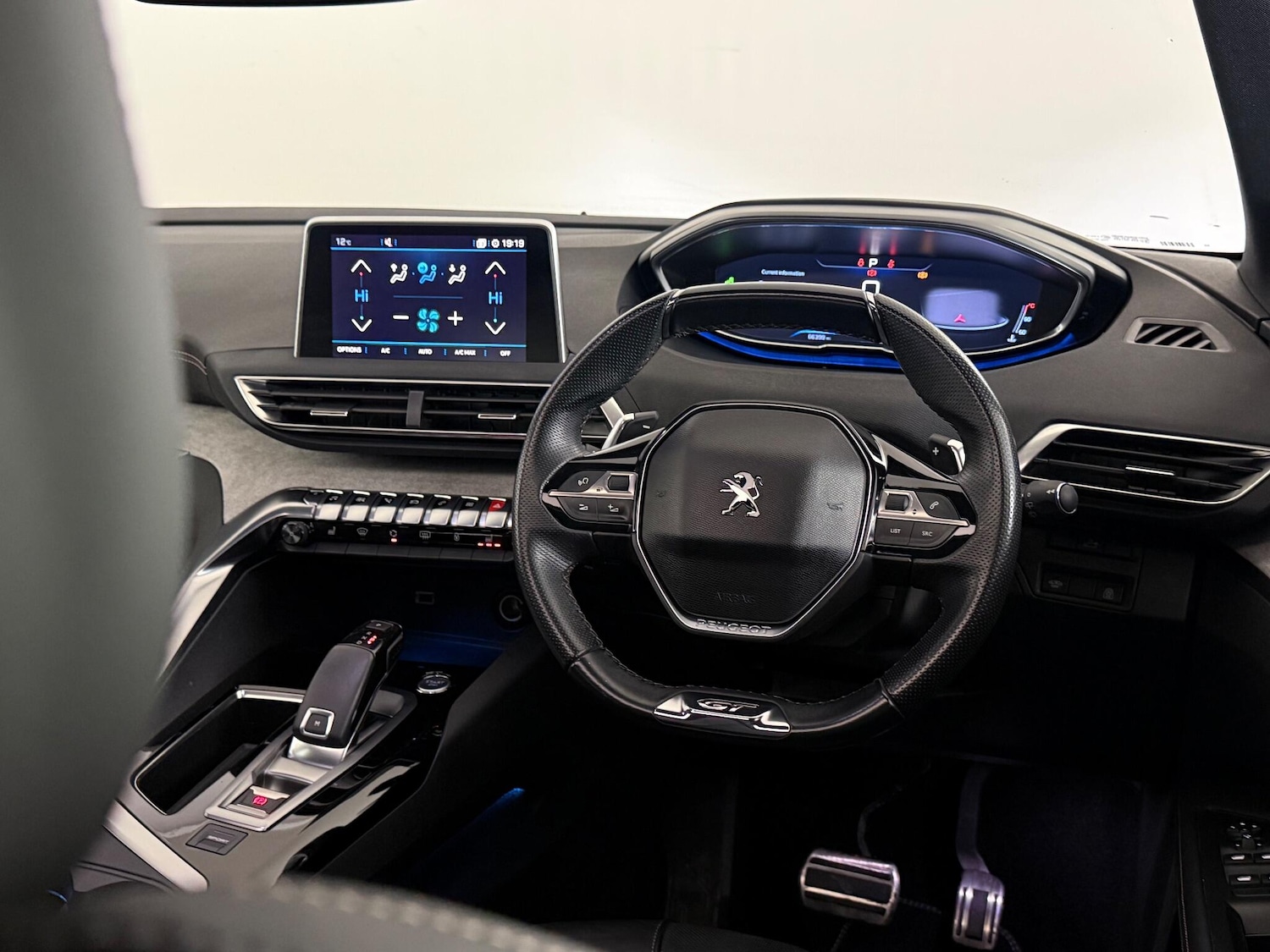 Used Peugeot 3008 2019 for sale - 76468332: Photo 24