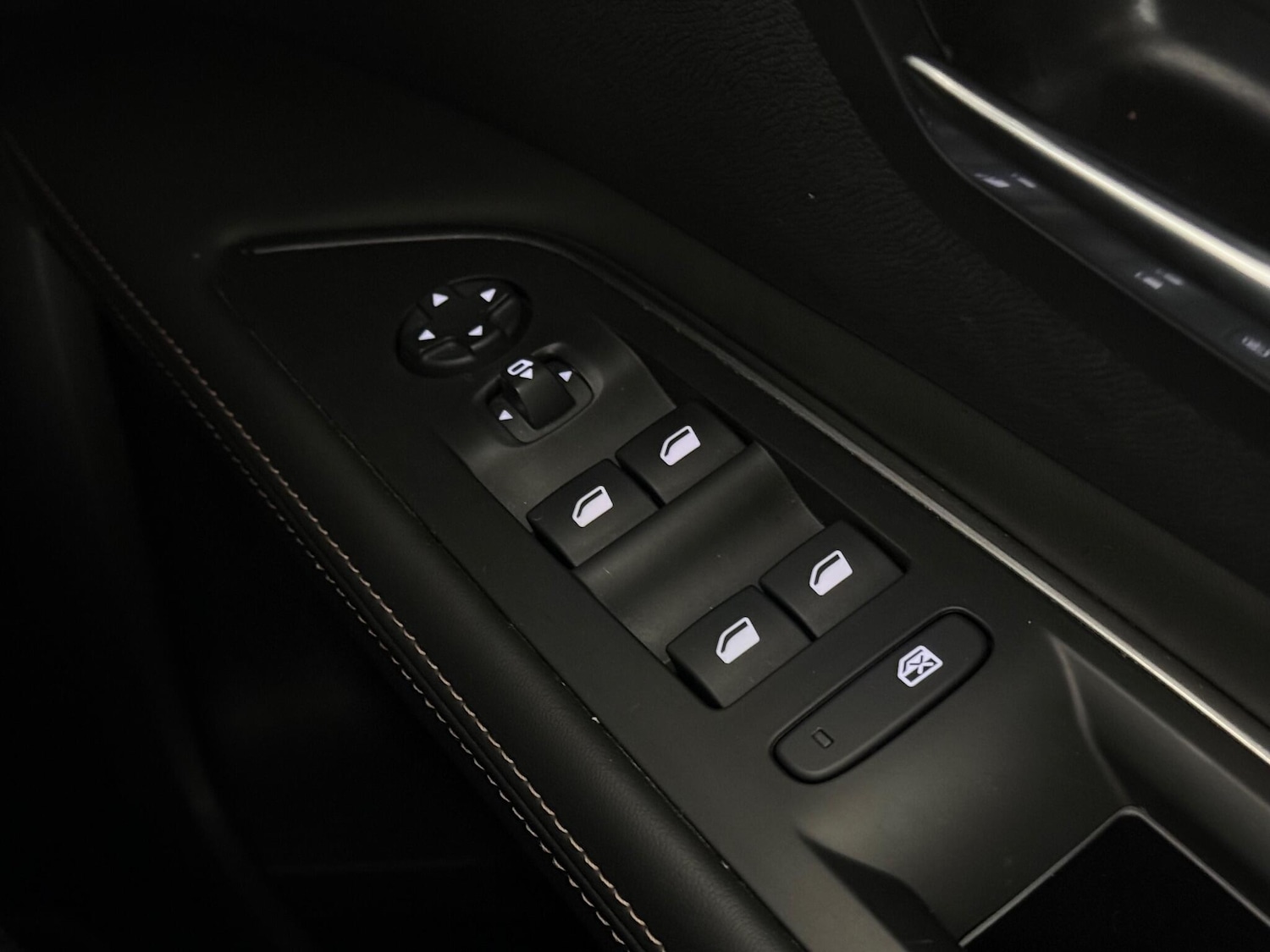 Used Peugeot 3008 2019 for sale - 76468332: Photo 29