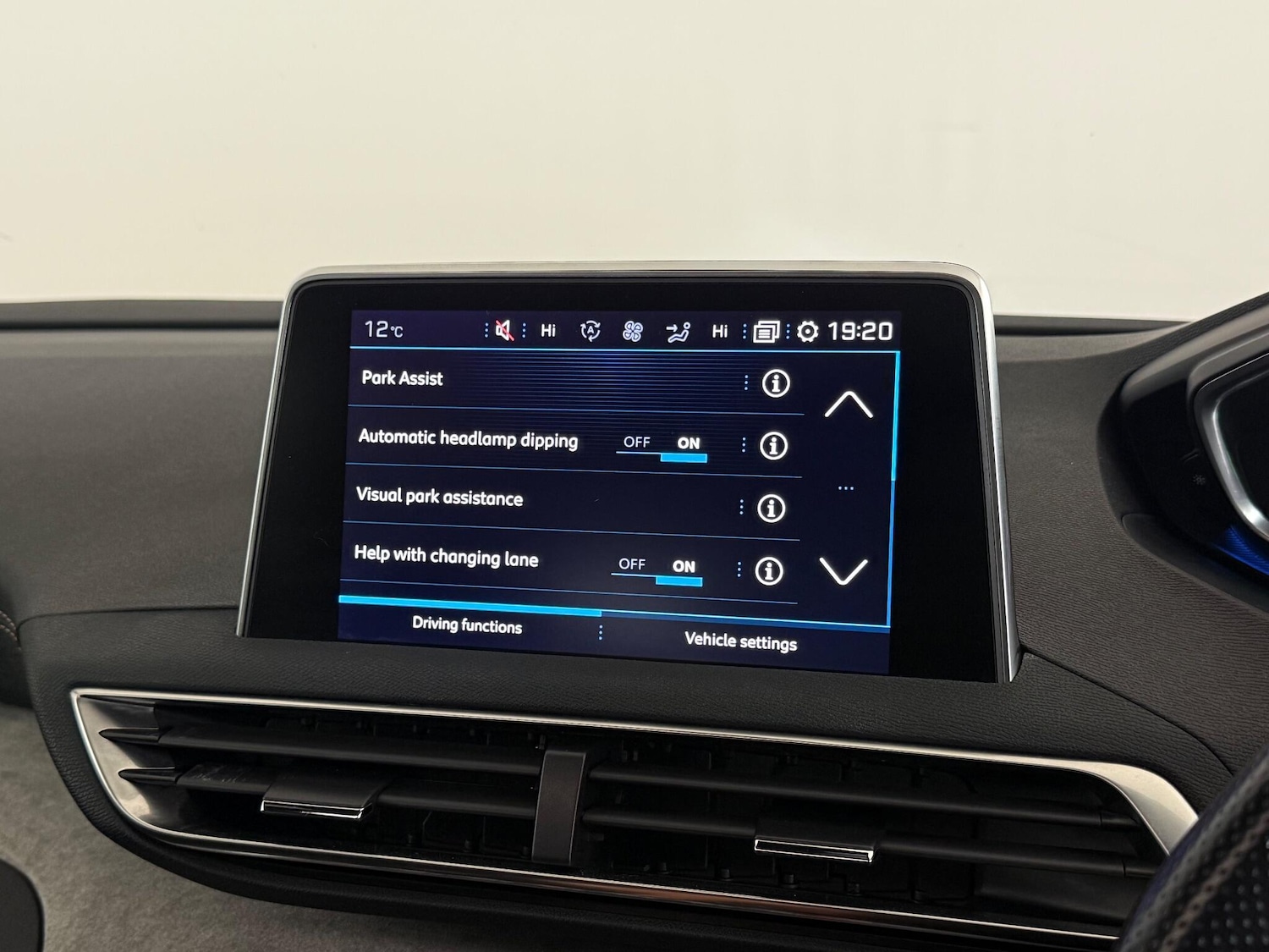 Used Peugeot 3008 2019 for sale - 76468332: Photo 37