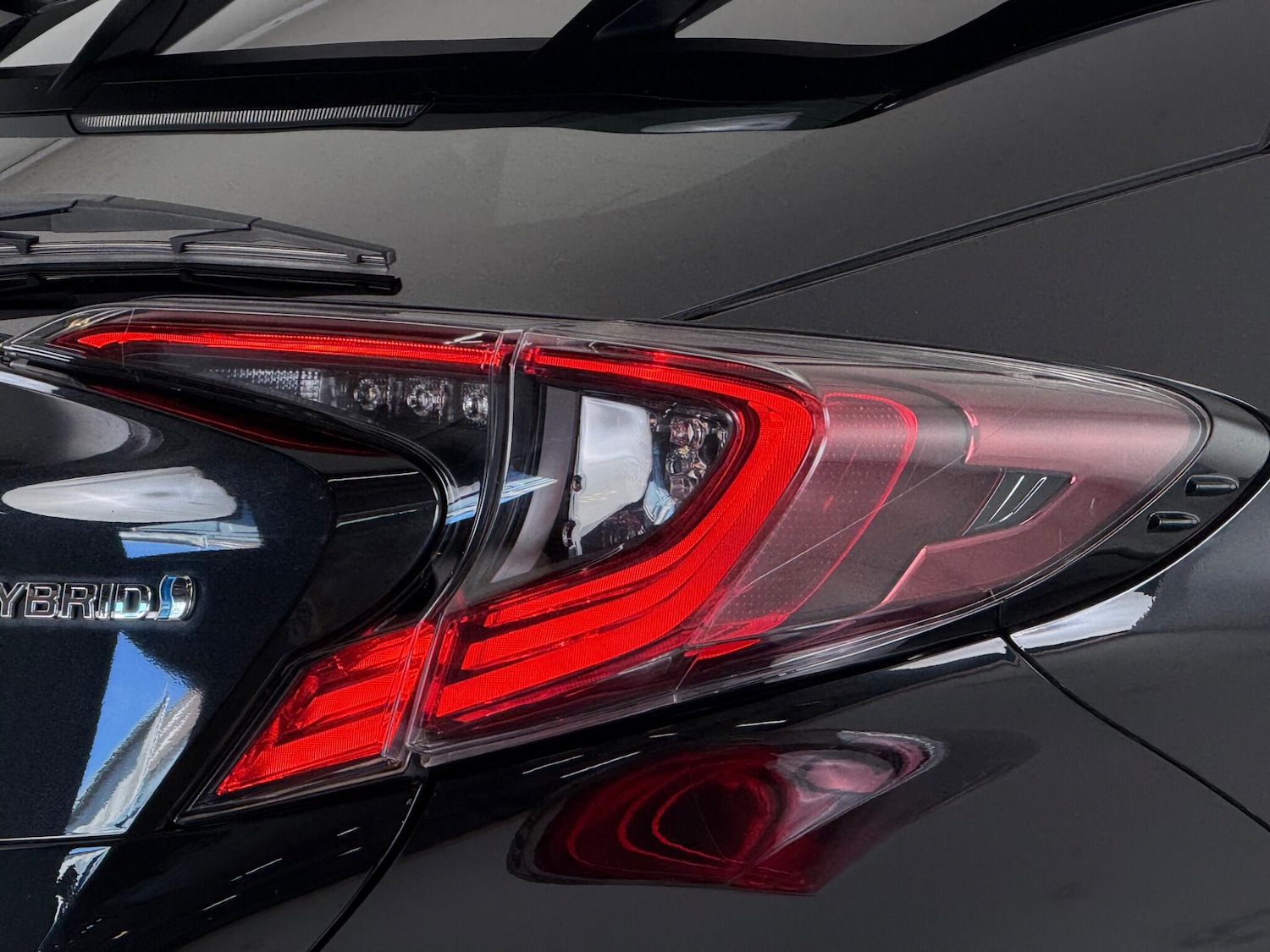 Used Toyota C-HR 2019 for sale - 76472205: Photo 12