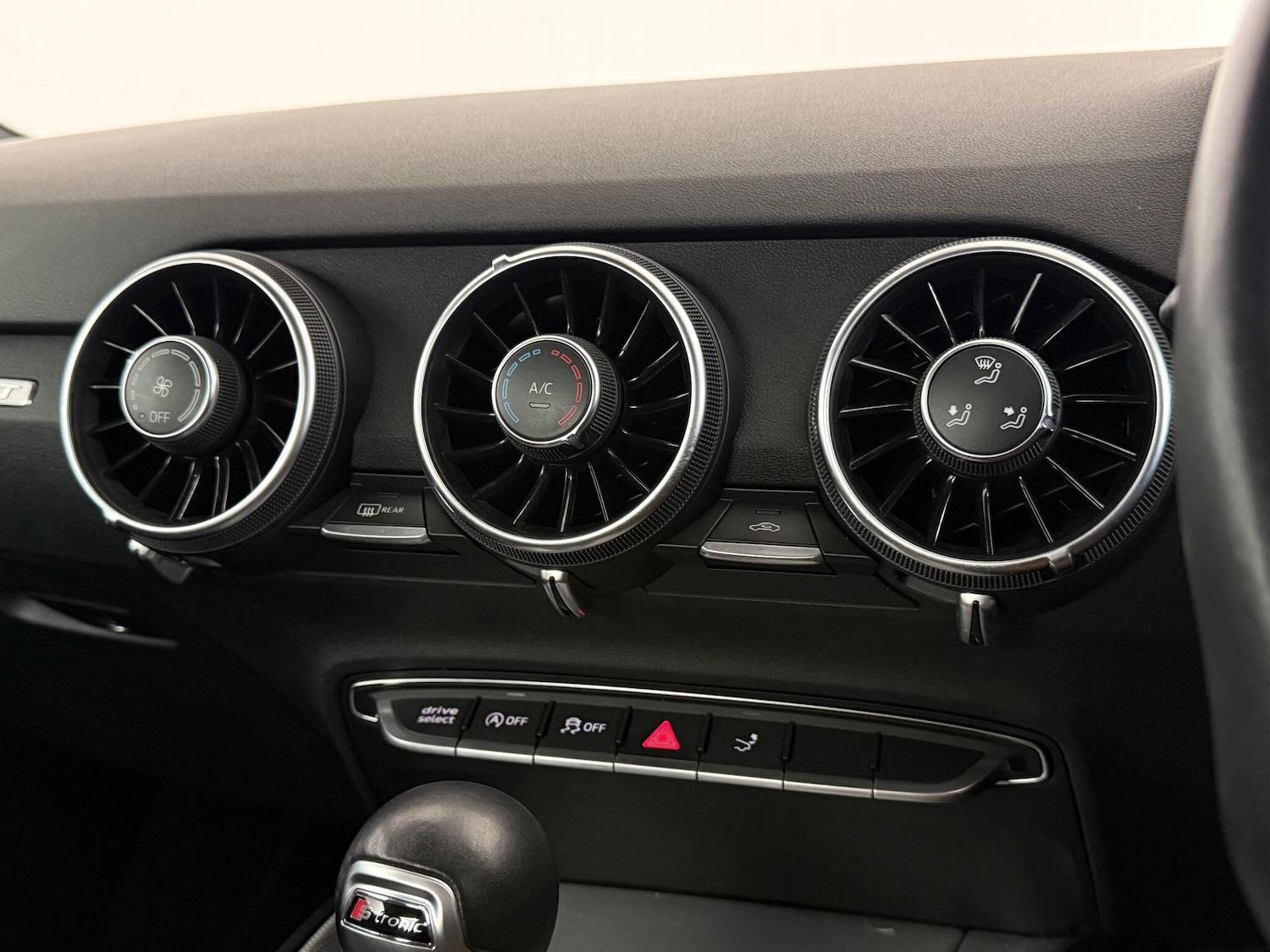 Used Audi TT 2019 for sale - 77260642: Photo 28