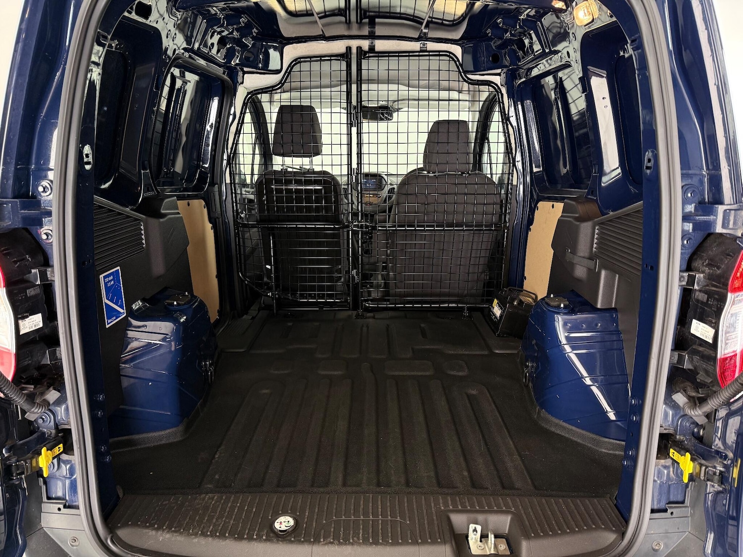 Used Ford Transit Courier 2020 for sale - 76671560: Photo 11