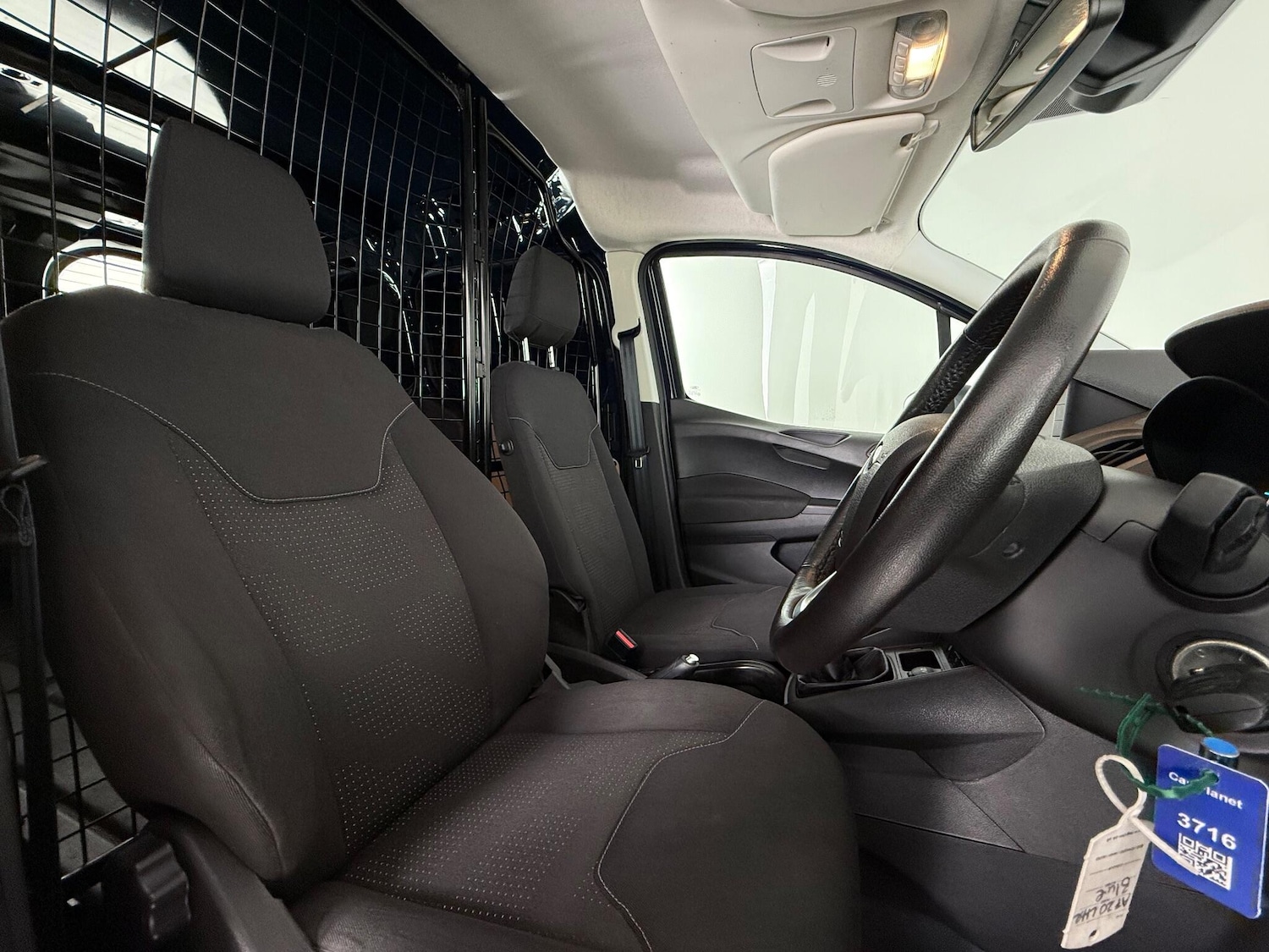 Used Ford Transit Courier 2020 for sale - 76671560: Photo 16