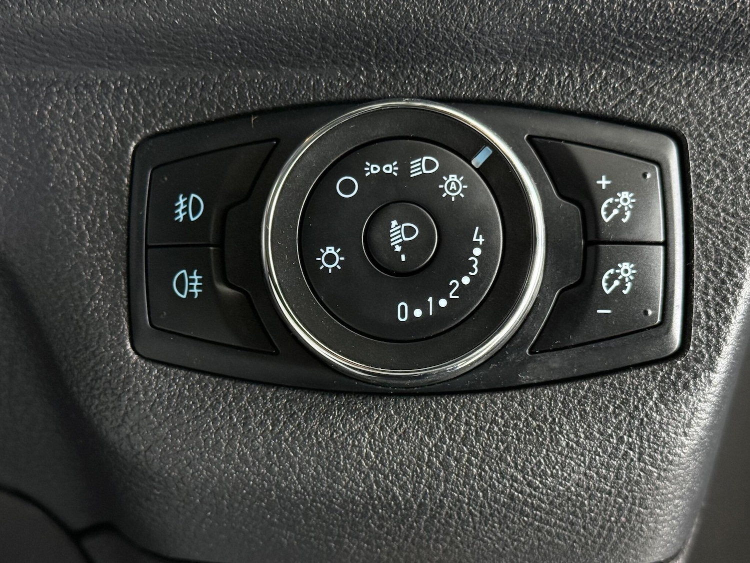 Used Ford Transit Courier 2020 for sale - 76671560: Photo 26