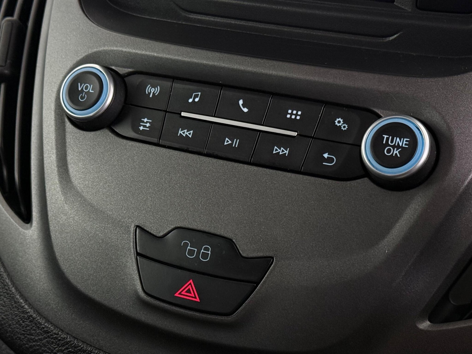 Used Ford Transit Courier 2020 for sale - 76671560: Photo 34