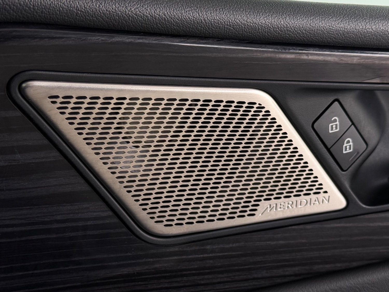 Used Jaguar XE 2021 for sale - 76468157: Photo 24