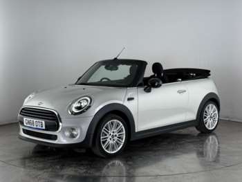 Used MINI Convertible 2018 for sale - 74896209: Photo