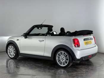 Used MINI Convertible 2018 for sale - 74896209: Photo