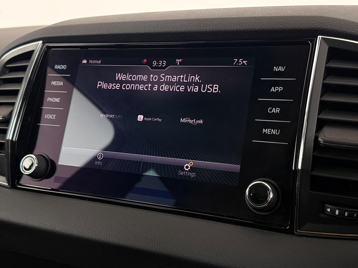 Used Skoda Karoq 2019 for sale - 77387811: Photo 21