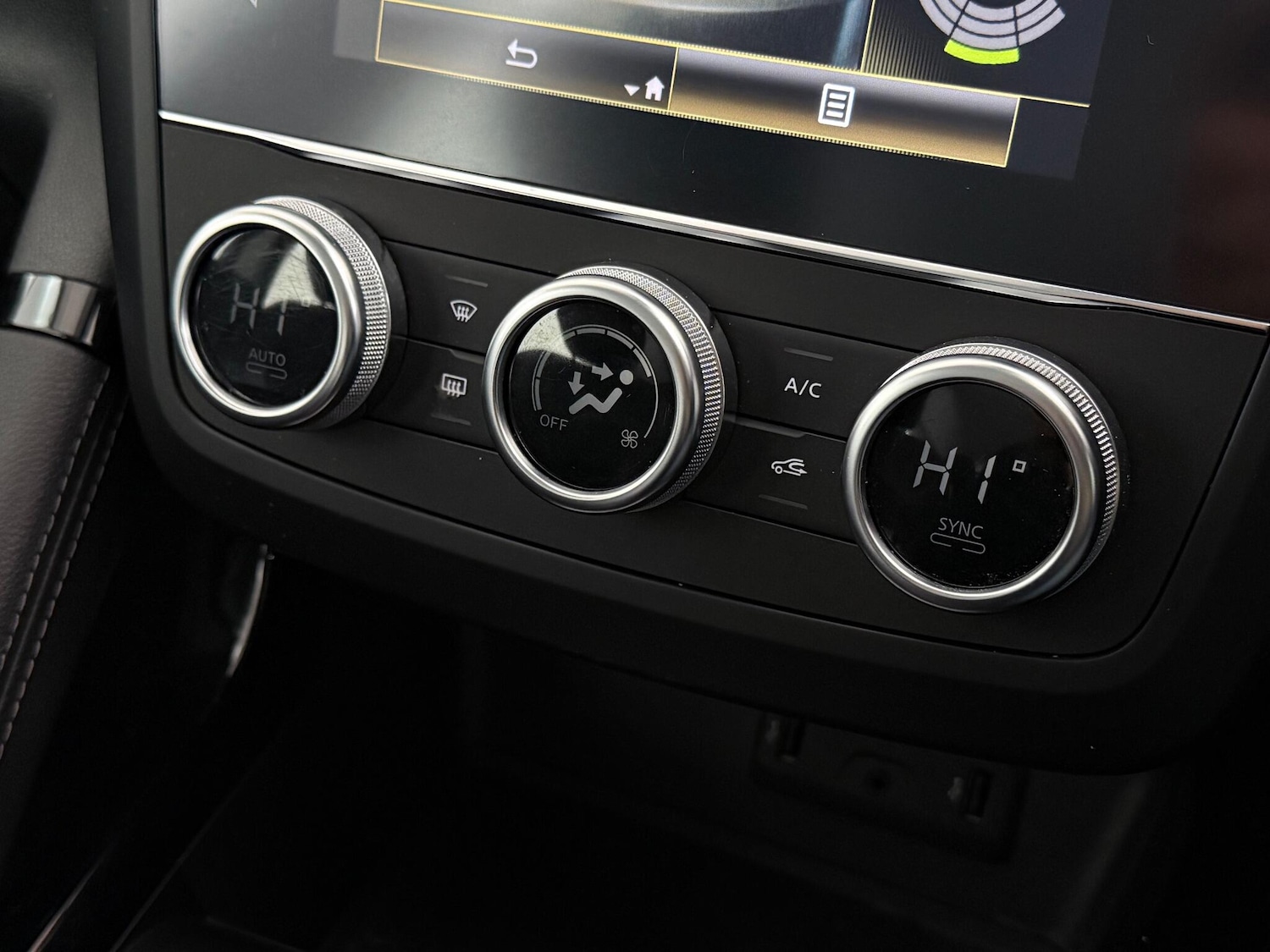 Used Renault Kadjar 2020 for sale - 77217268: Photo 32