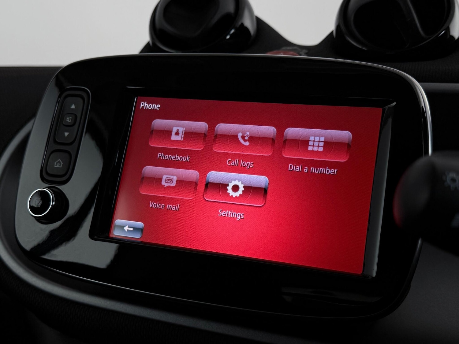 Used smart fortwo 2017 for sale - 76468490: Photo 32