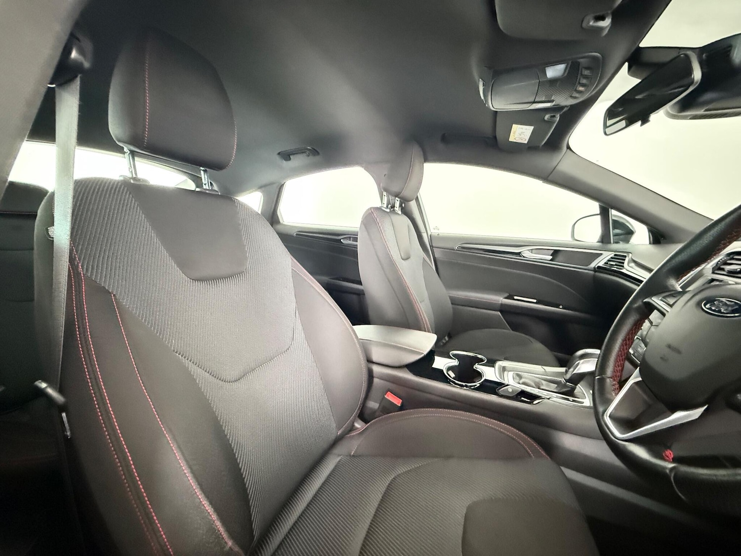 Used Ford Mondeo 2018 for sale - 76468152: Photo 15