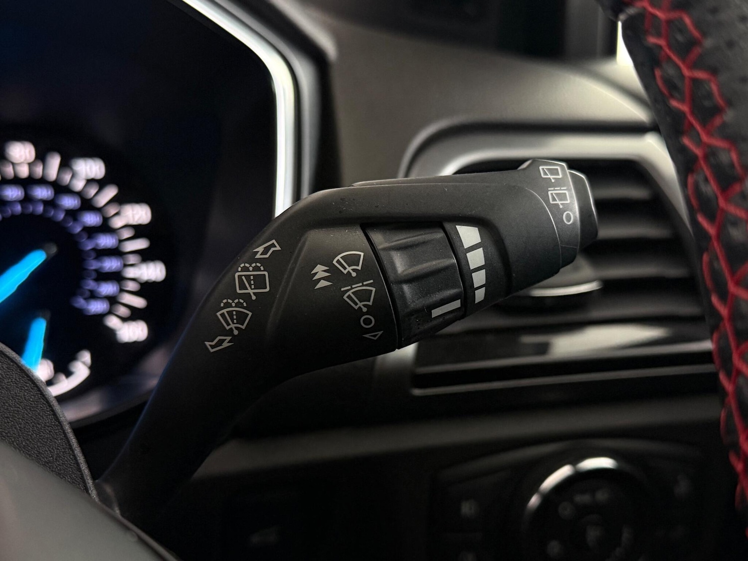 Used Ford Mondeo 2018 for sale - 76468152: Photo 28