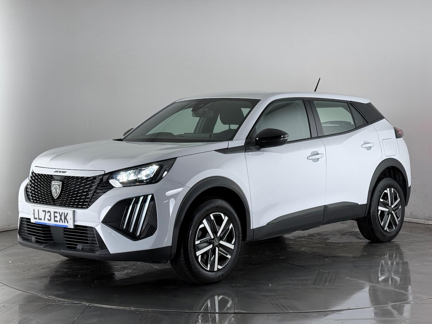 Used Peugeot 2008 2023 for sale - 77222145: Photo 3