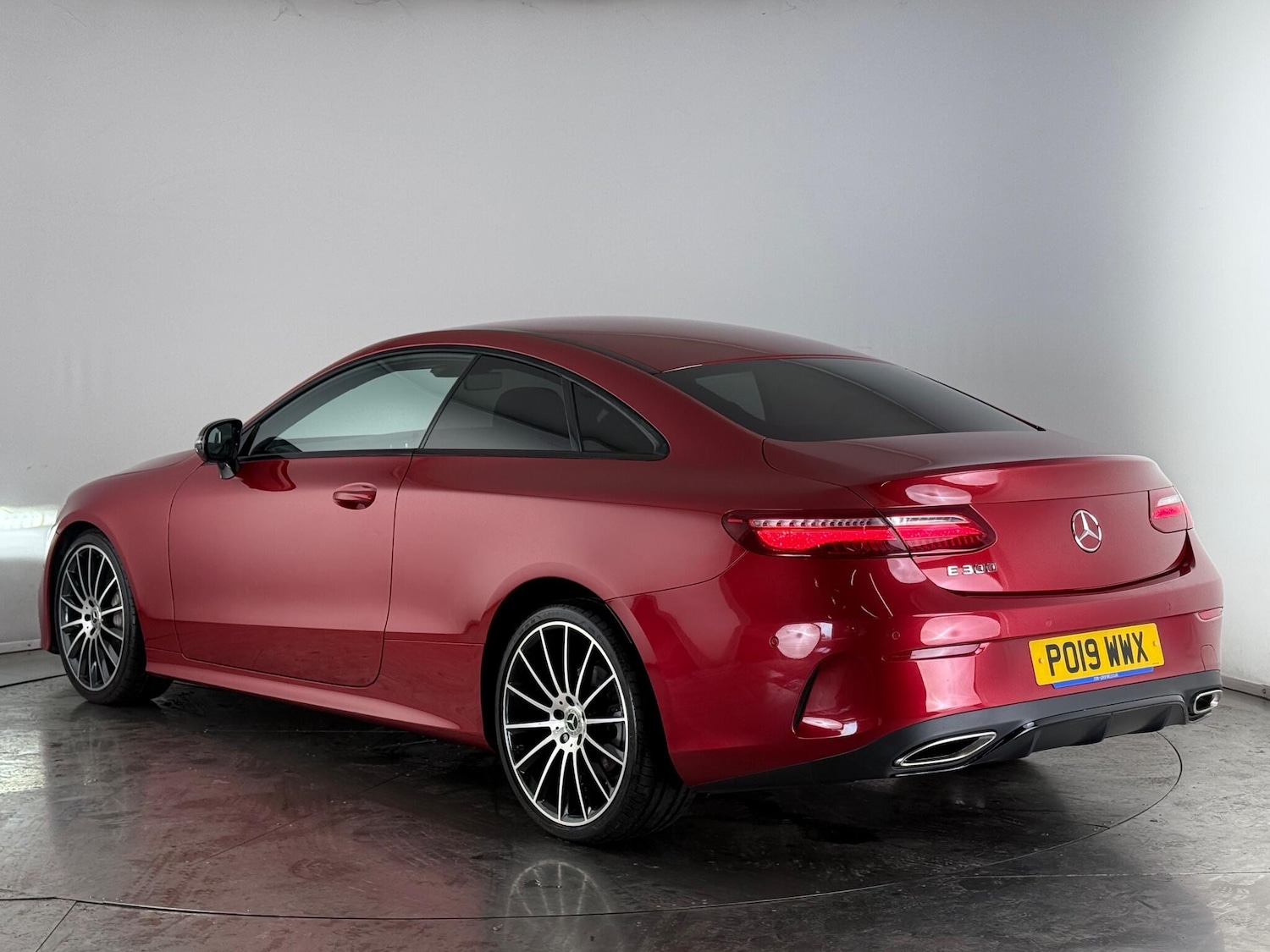 Used Mercedes-Benz E Class 2019 for sale - 77243124: Photo 3