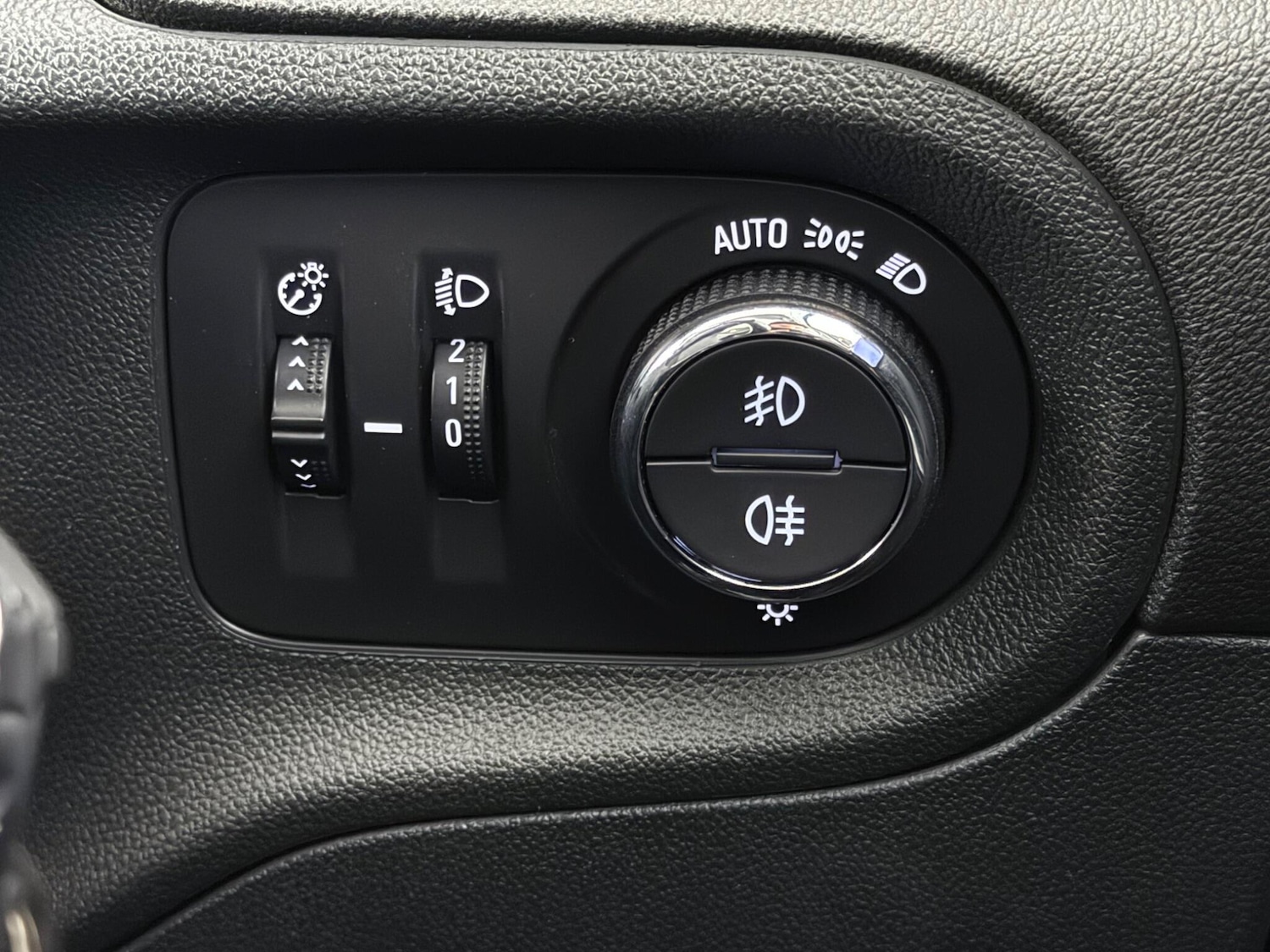 Used Vauxhall Grandland X 2019 for sale - 77243657: Photo 32