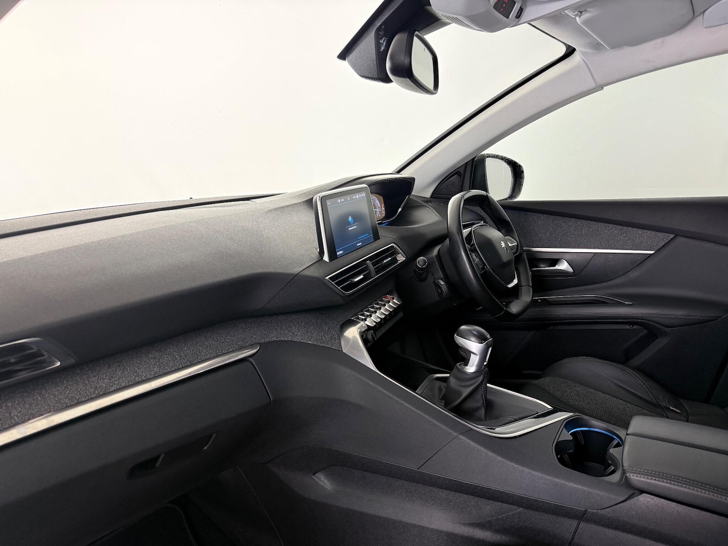 Used Peugeot 3008 2018 for sale - 76473856: Photo 17