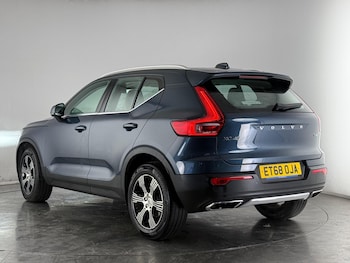 Used Volvo XC40 2018 for sale - 77292149: Photo