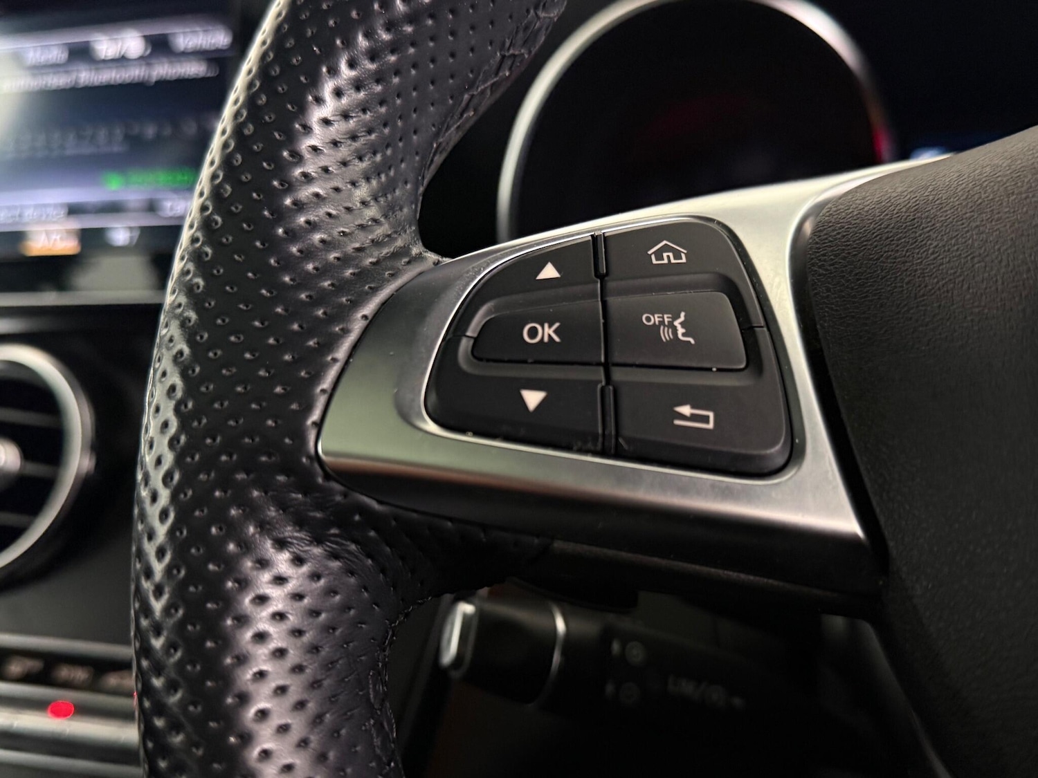 Used Mercedes-Benz GLC 2018 for sale - 77181197: Photo 21