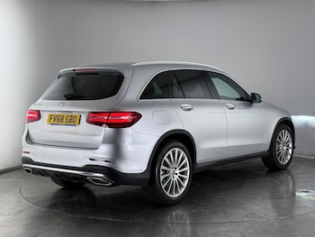 Used Mercedes-Benz GLC 2018 for sale - 77181197: Photo