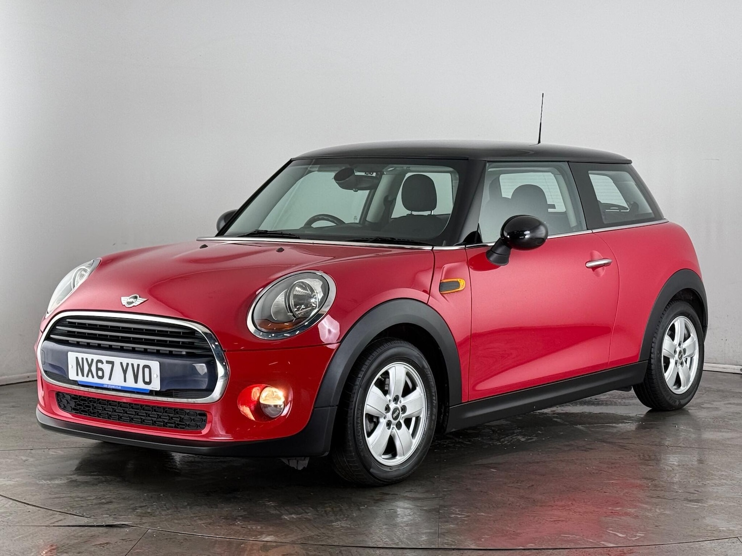 Used MINI Hatch 2017 for sale - 77292163: Photo 3