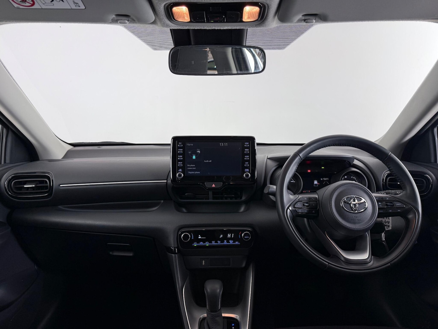 Used Toyota Yaris 2022 for sale - 77221776: Photo 15