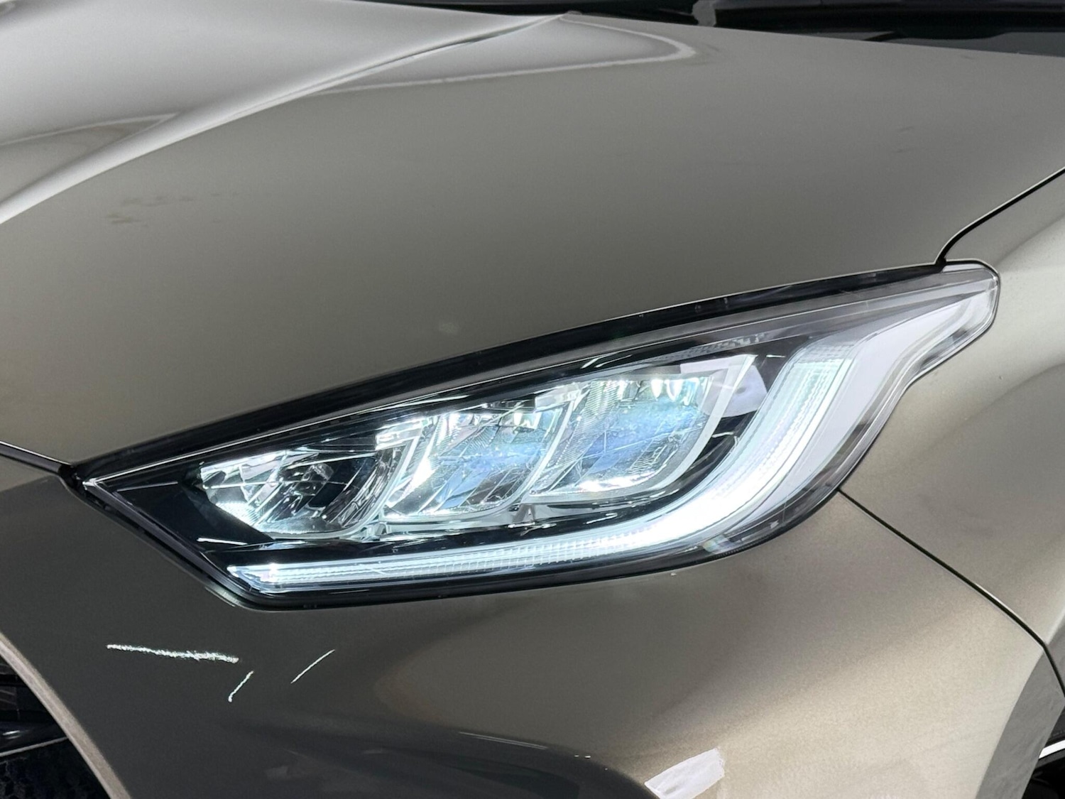 Used Toyota Yaris 2022 for sale - 77221776: Photo 5