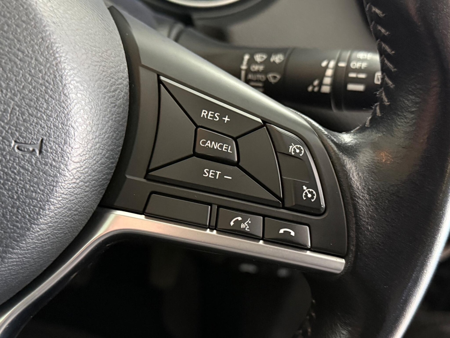 Used Nissan Qashqai for sale - 76468730: Photo 25