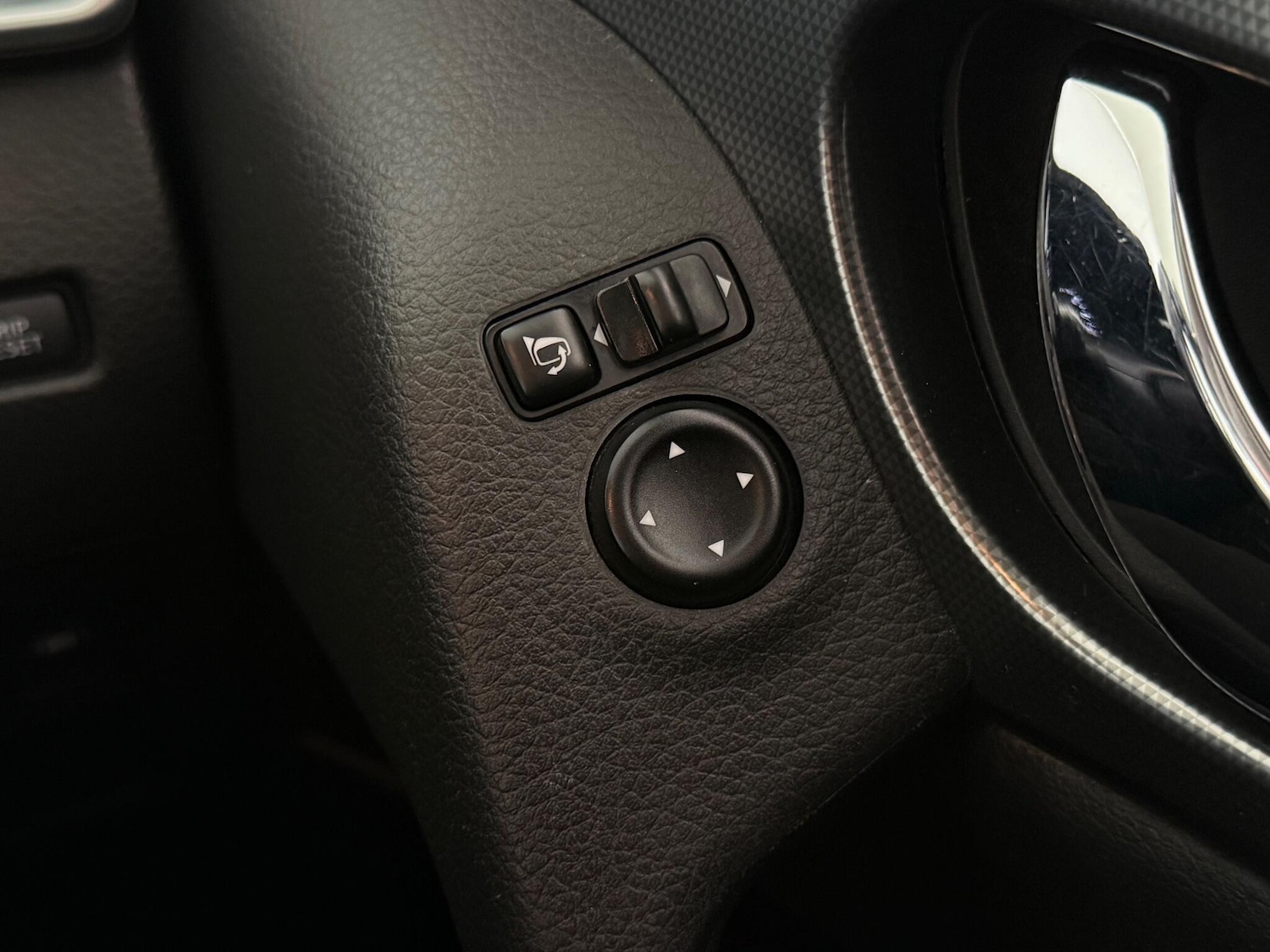 Used Nissan Qashqai for sale - 76468730: Photo 27