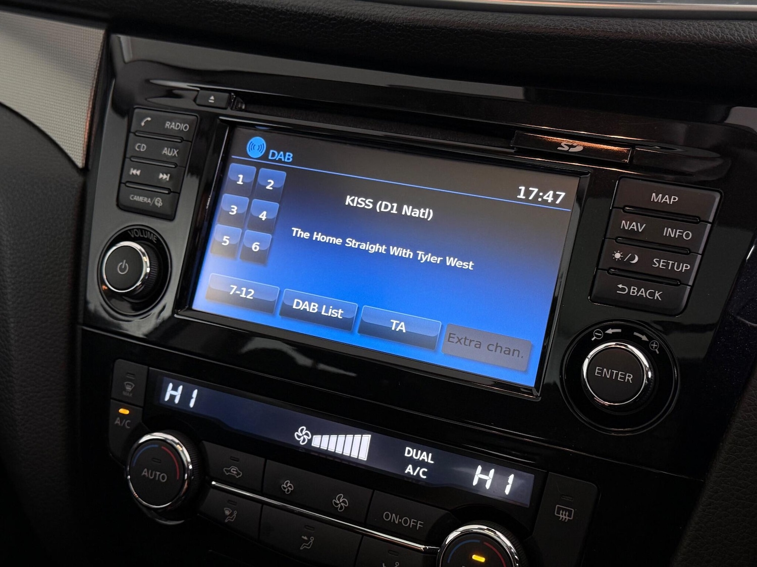 Used Nissan Qashqai for sale - 76468730: Photo 31