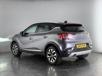 Used Renault Captur 2020 for sale - 76323369: Photo