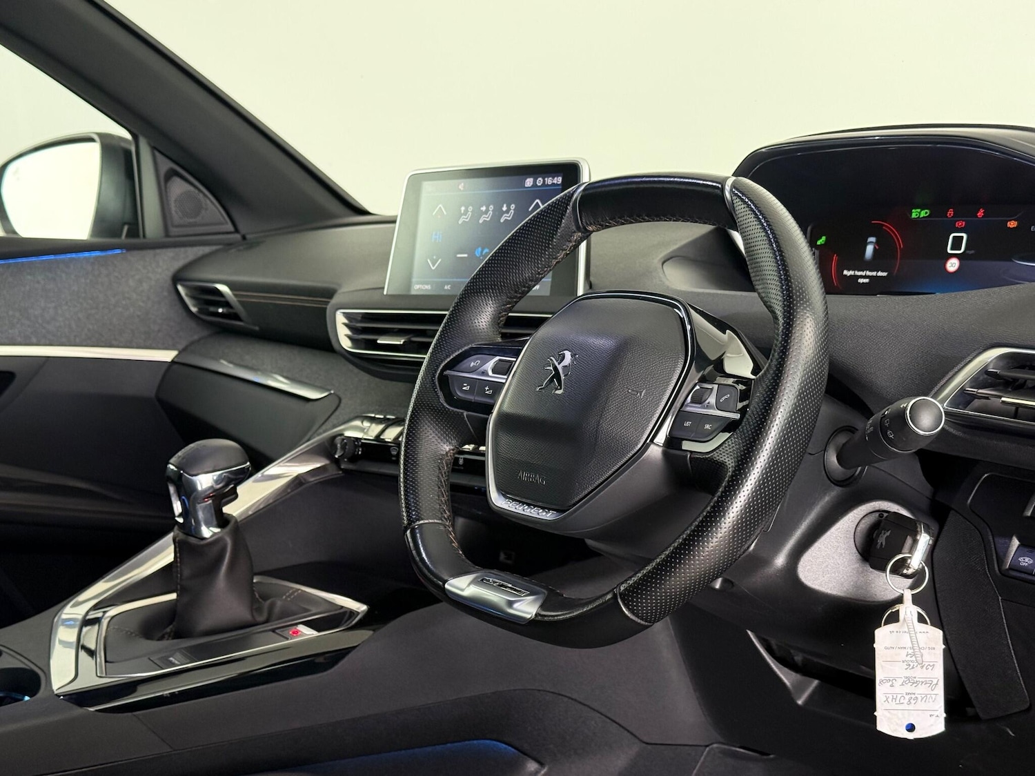 Used Peugeot 3008 2018 for sale - 77246401: Photo 10