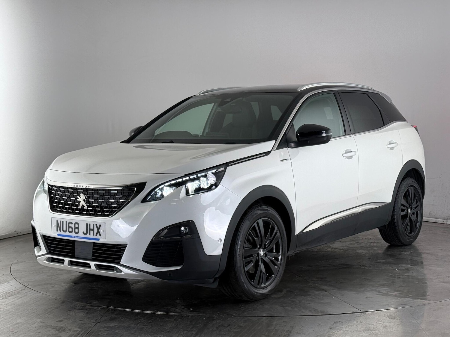 Used Peugeot 3008 2018 for sale - 77246401: Photo 2