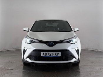 Used Toyota C-HR 2023 for sale - 77260080: Photo